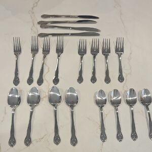 IIC Vintage Apple Stainless Steel Farmhouse Silverware Lot